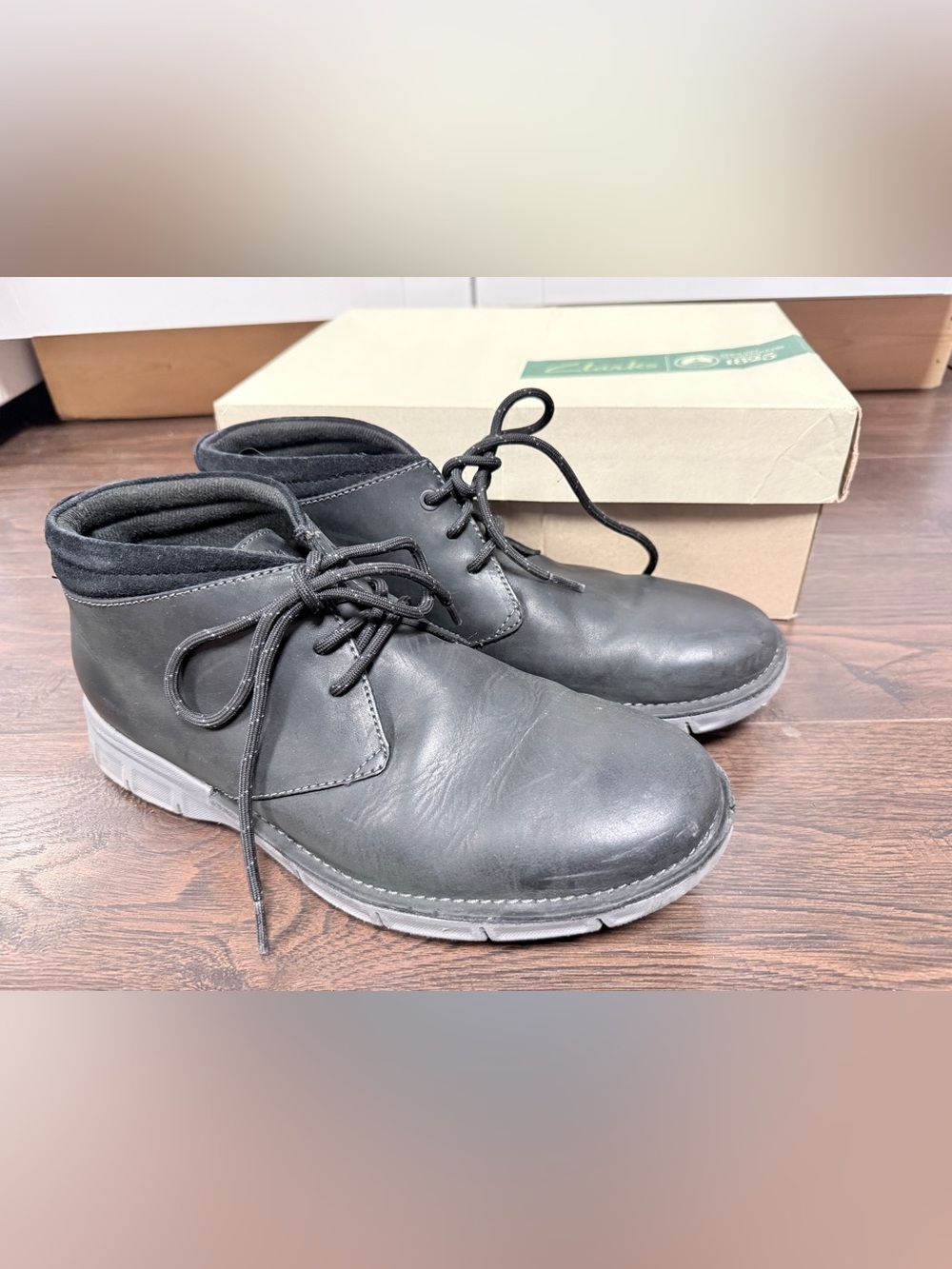 CLARKS REGAN RISE BLACK LACE UP BOOTS